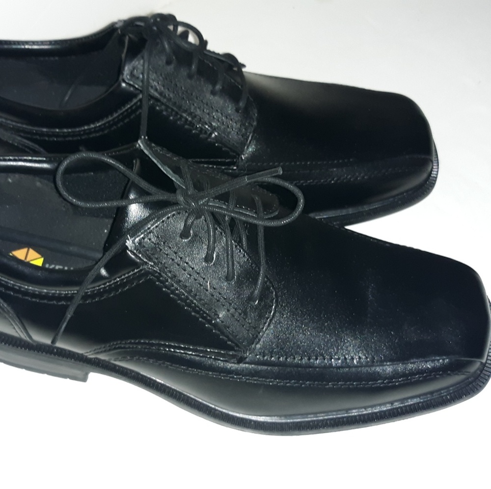 Mens leather keuka sure grip shoes
